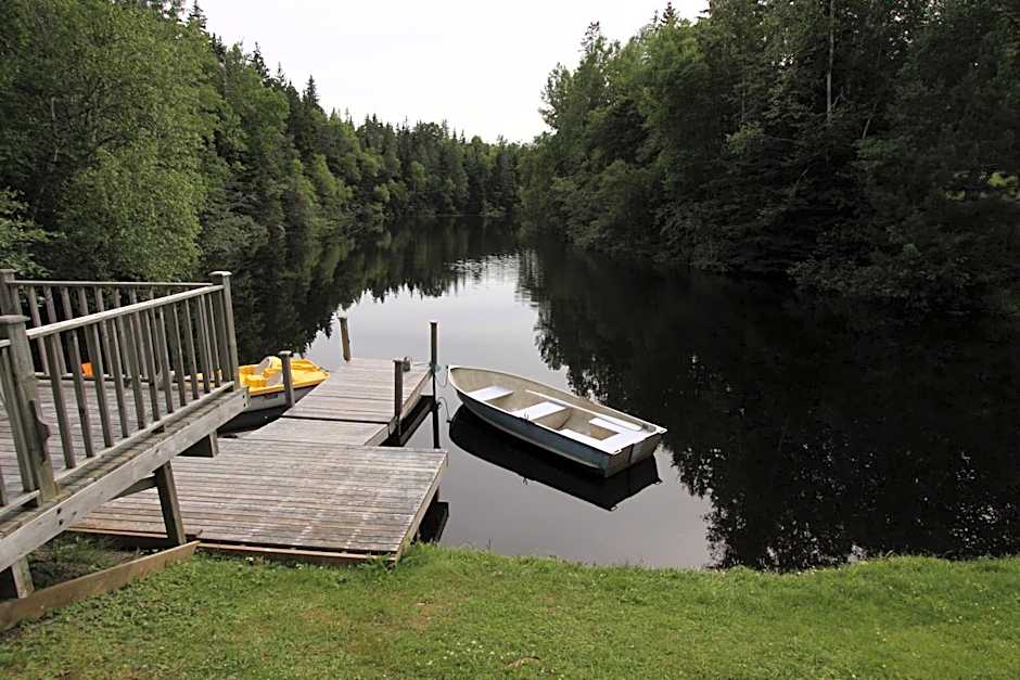 Forest & Lake PEI Cottages