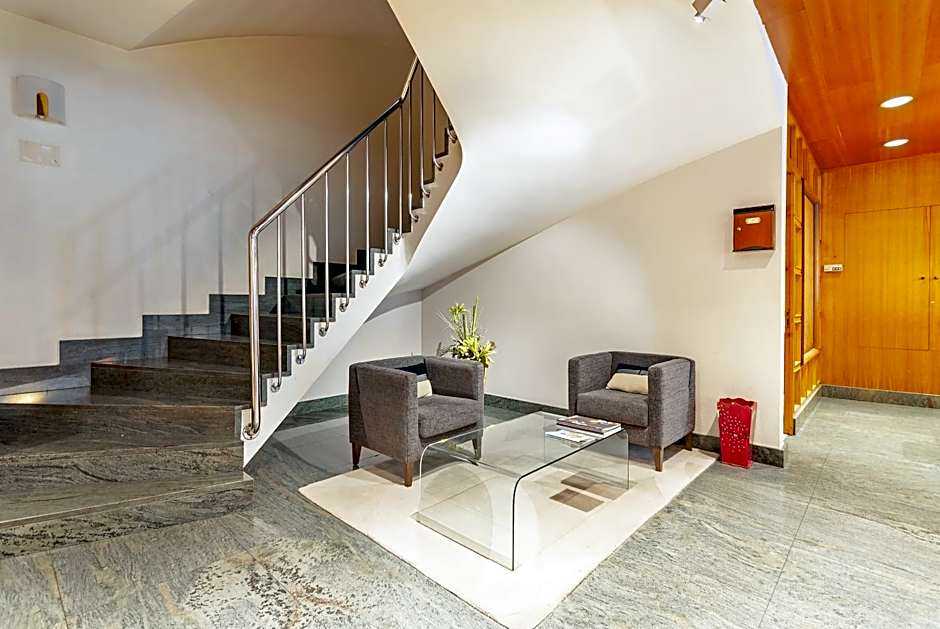 Aparthotel El Serch