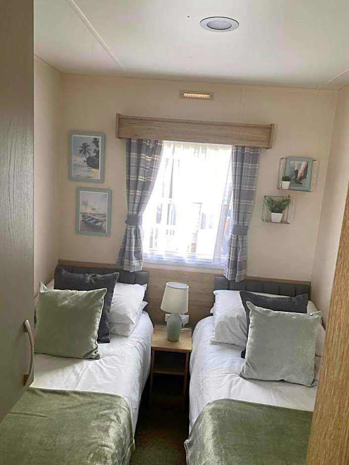 The Wardens Escape - Tattershall Lakes Country Park