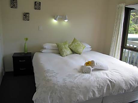 Superior King Room with Full Sea Views - 1