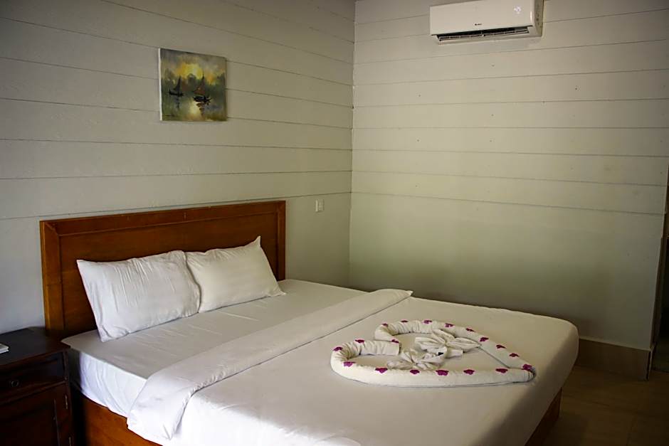 SCARLET SAILS BUNGALOW