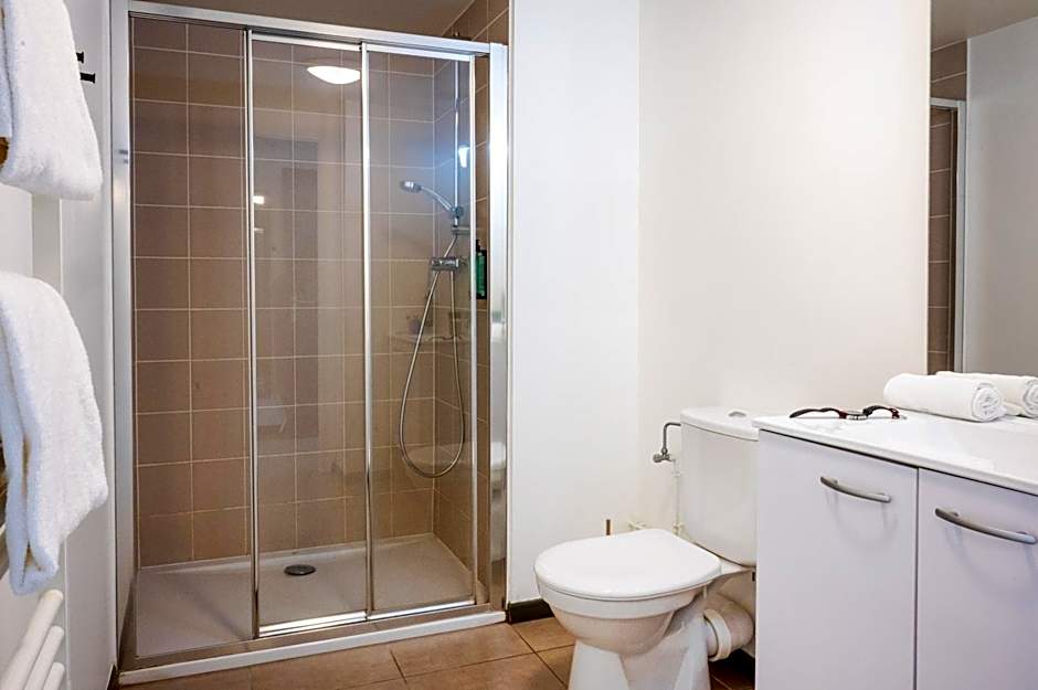 Nemea Appart Hotel Elypseo Strasbourg Port