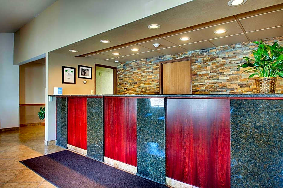 Best Western West Hills Inn