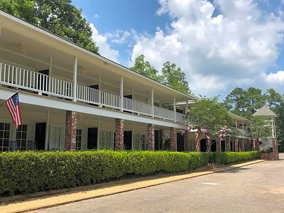 The Lodge at The Bluffs