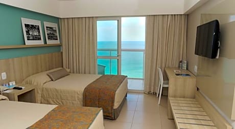 TRIPLE DELUXE SEA VIEW