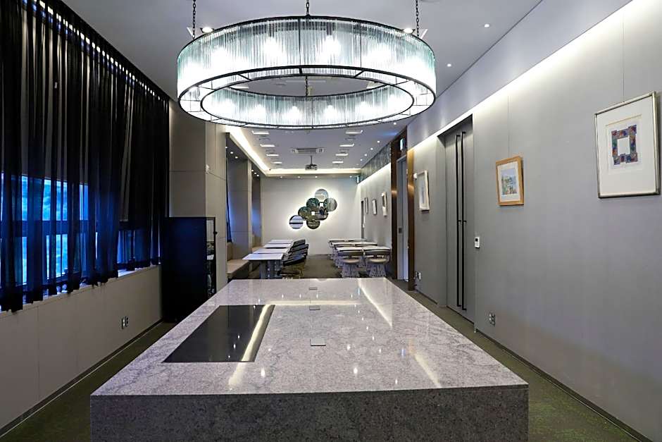 ON City Hotel