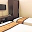 LUCKY STAR HOTEL