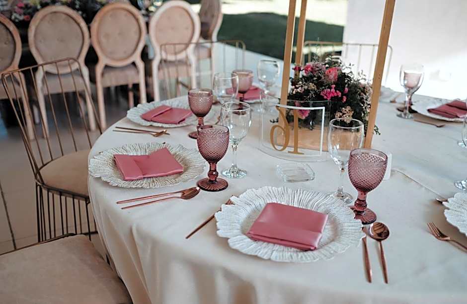 Rancho Macloy Hotel Spa & Social Events