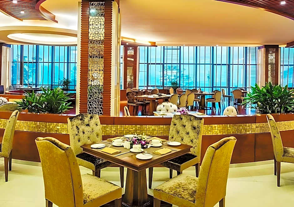 Muong Thanh Luxury Quang Ninh Hotel