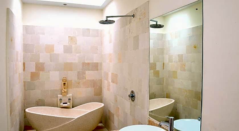 Jas Green Villas And Spa