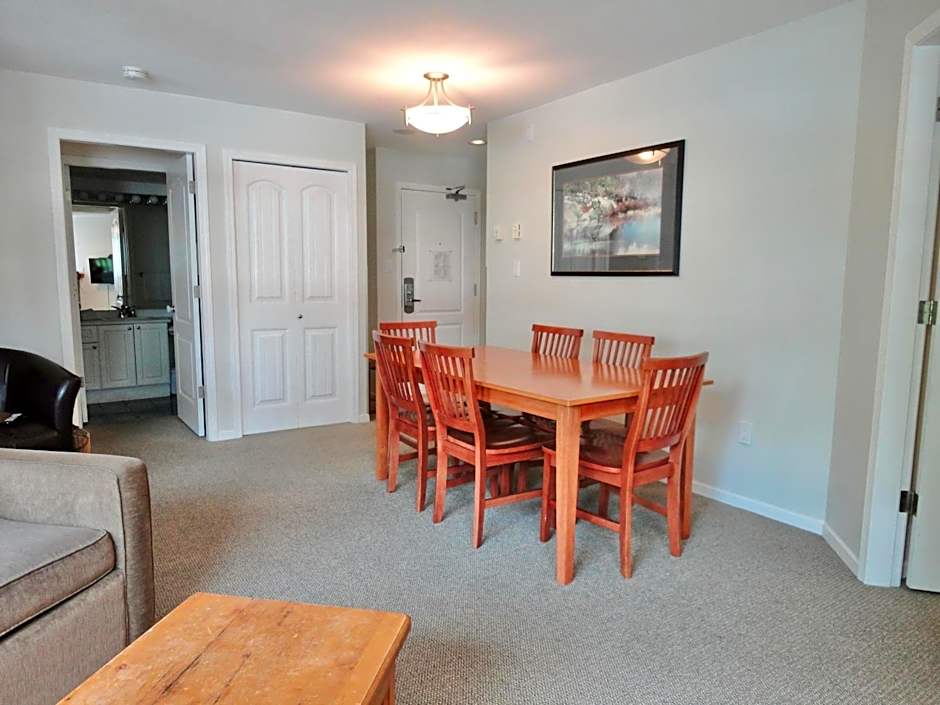 Bear Lodge Two Bedroom by MVA