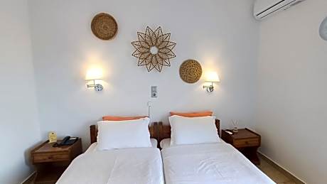 Twin Room with Sea View