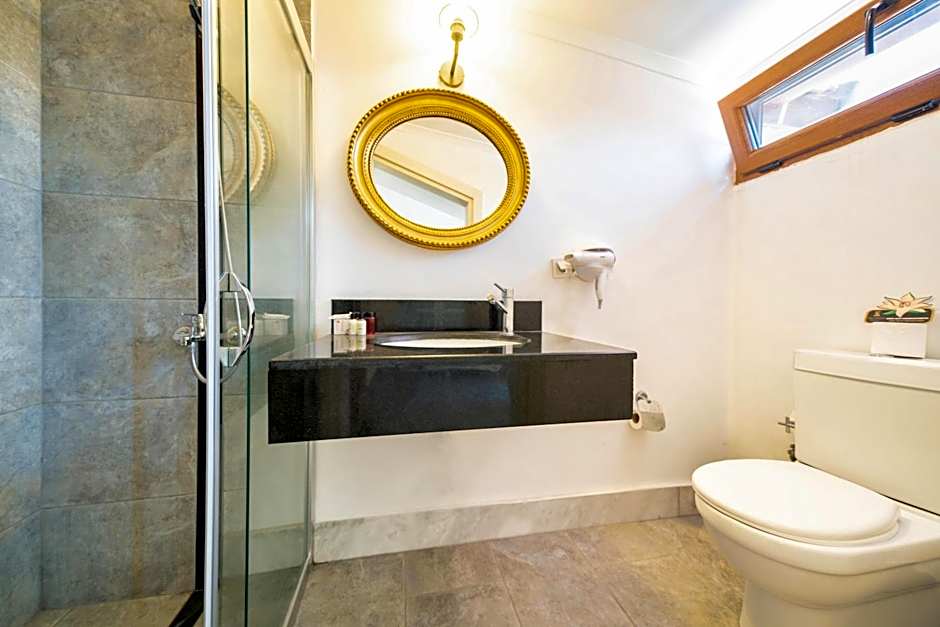 Ata Lagoon Beach Hotel