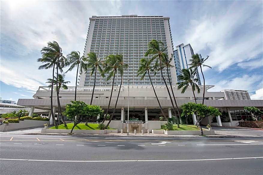 Ala Moana Honolulu by Mantra