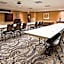 Holiday Inn Express Hotel and Suites Mason City By IHG