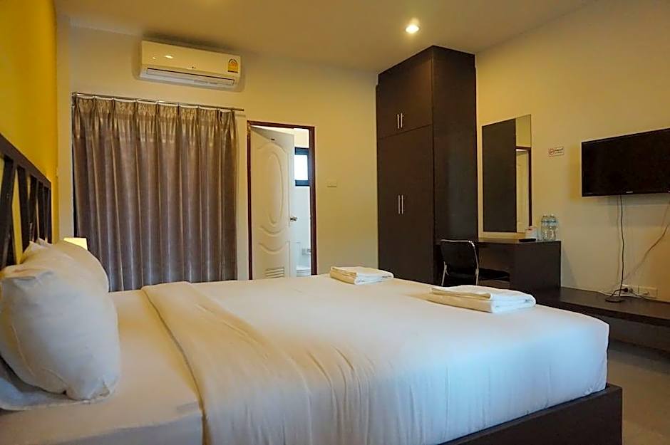 Somsamai Style Apartment