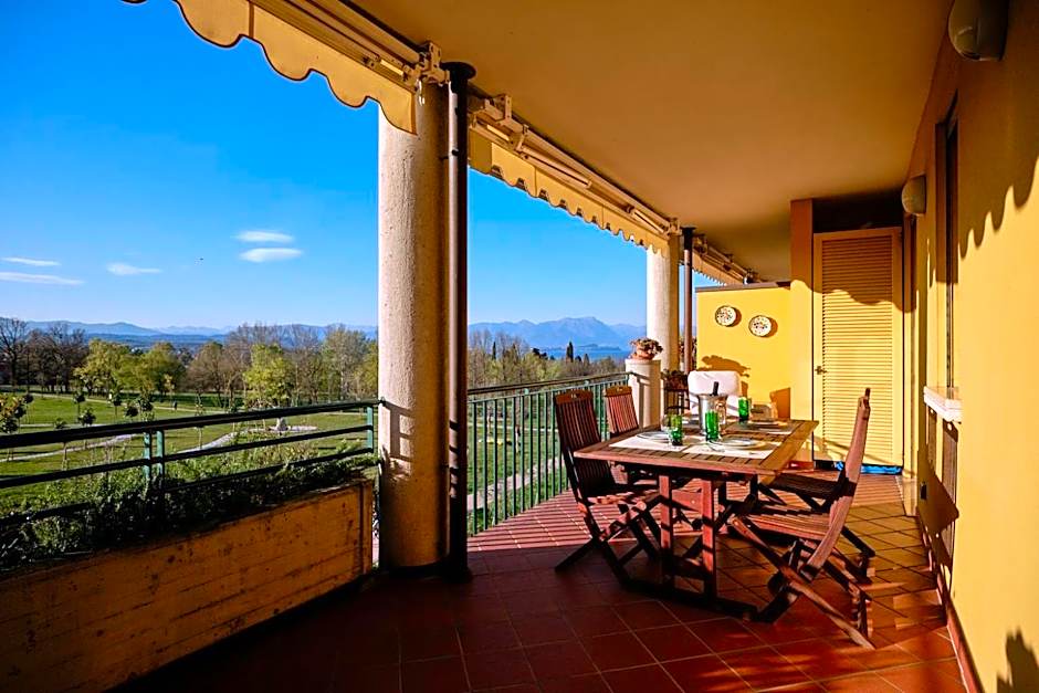 Sidonia apartment for three people in a residence with swimming pool.