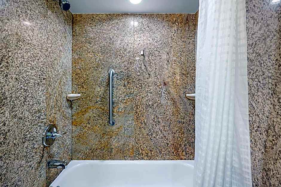 Quality Inn Clarksville - Exit 11