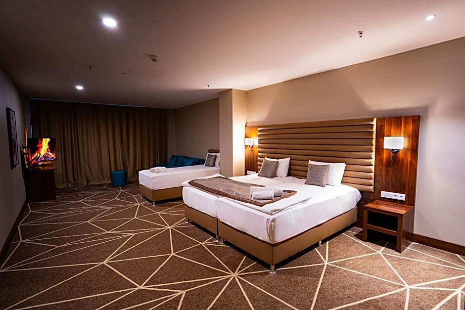 Puzzle Hotel Airport Frankfurt