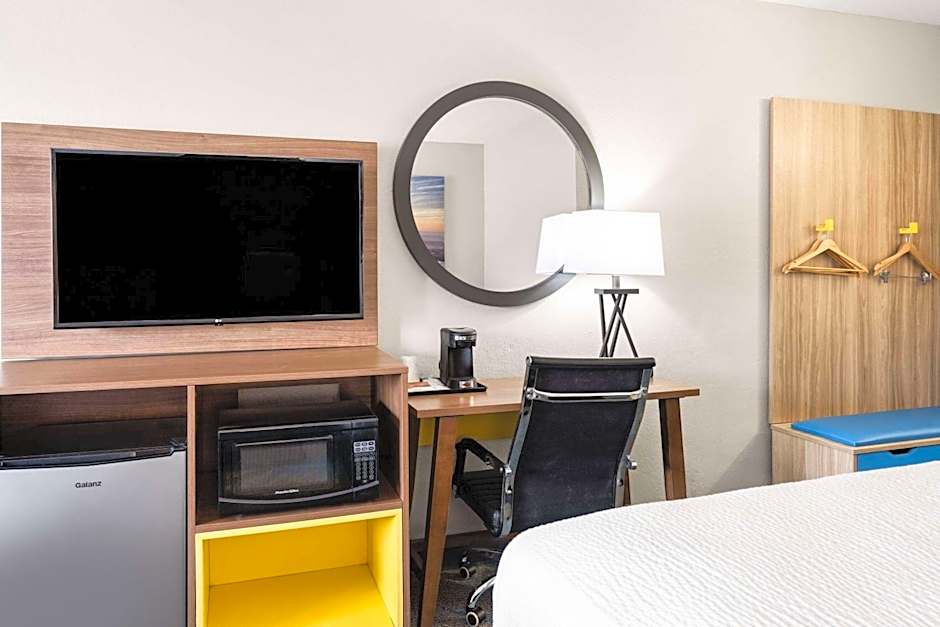 Days Inn by Wyndham Ardmore