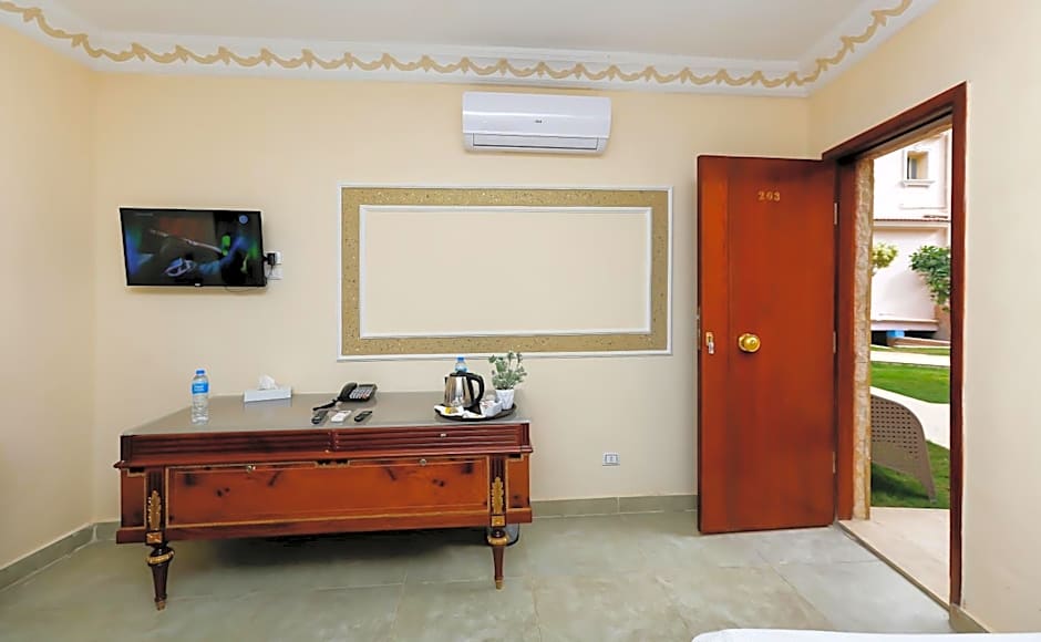 Turquoise Pyramids palace