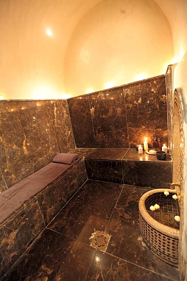 Riad 144