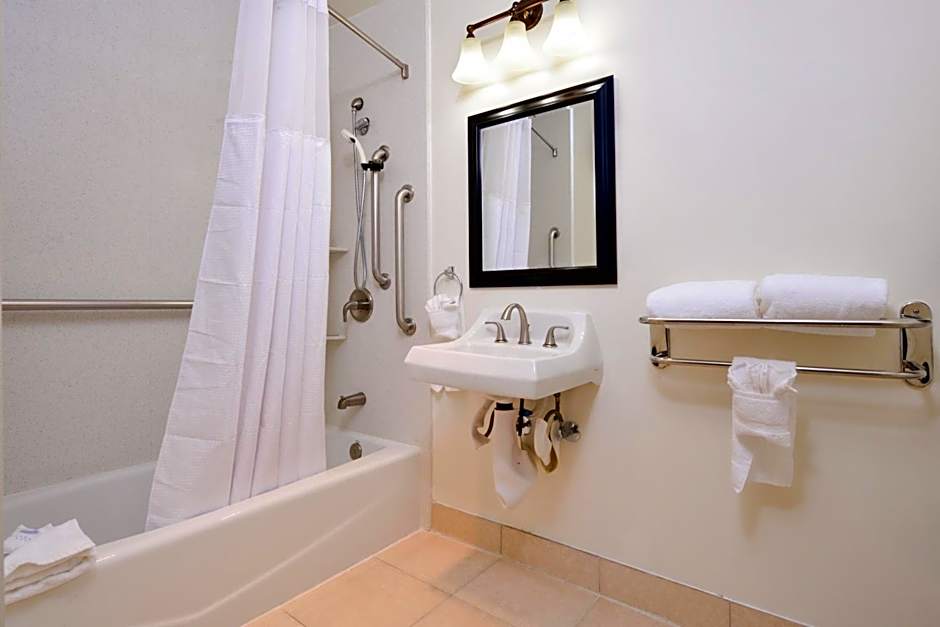Best Western Plus LA Mid-Town Hotel