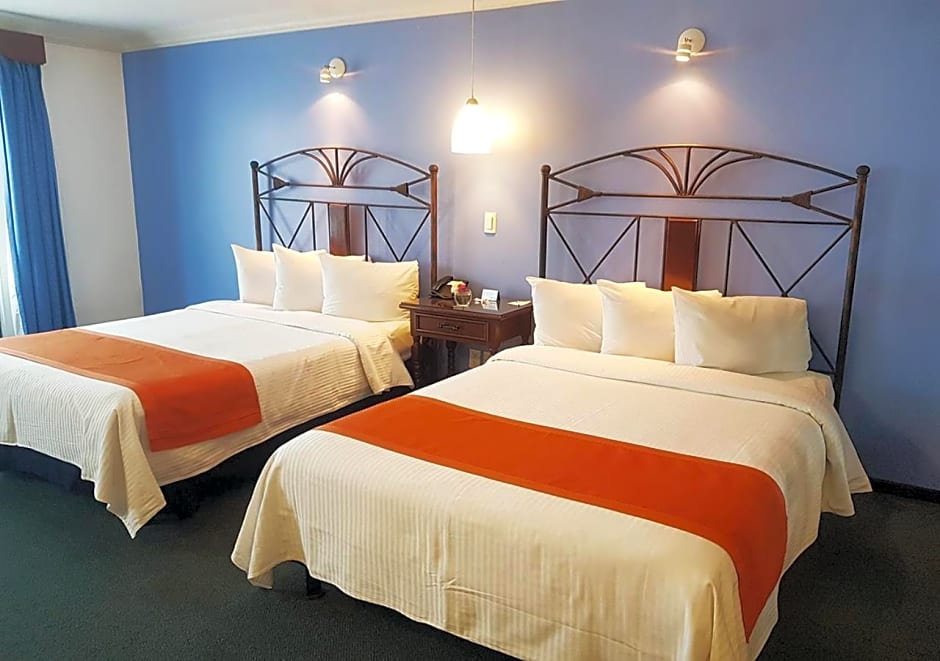 Hotel Ciros