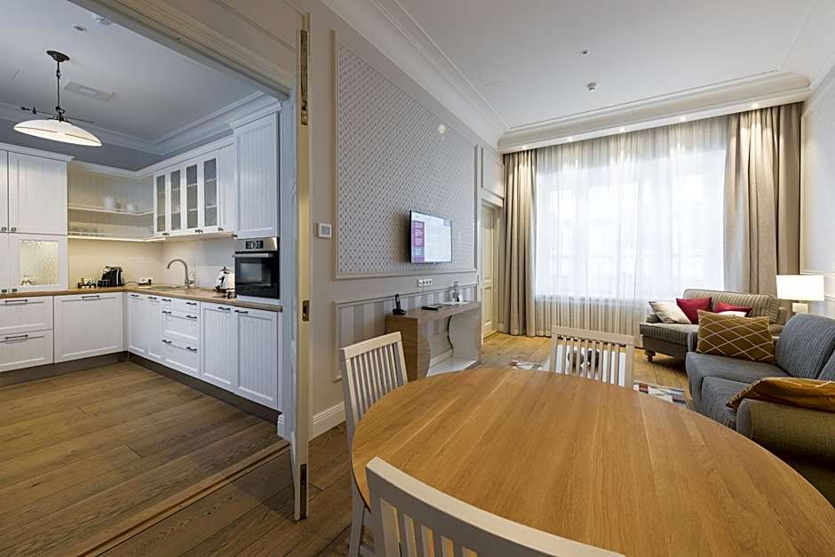 Lydia Hotel