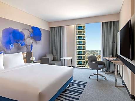 Superior Double Room with City Side - Mobility Accessible