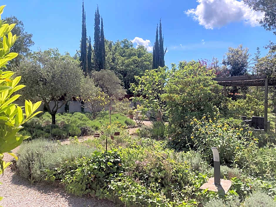 Clos des Lavandes - Chambres et Suites de charme climatisées-Luberon