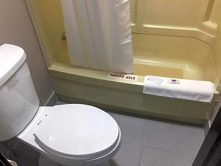 Motel 6-Burnsville, MN