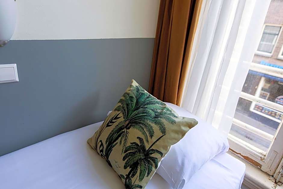 Quentin Arrive Hotel