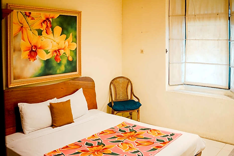 My Cafe Hotel near UGM Yogyakarta Mitra RedDoorz