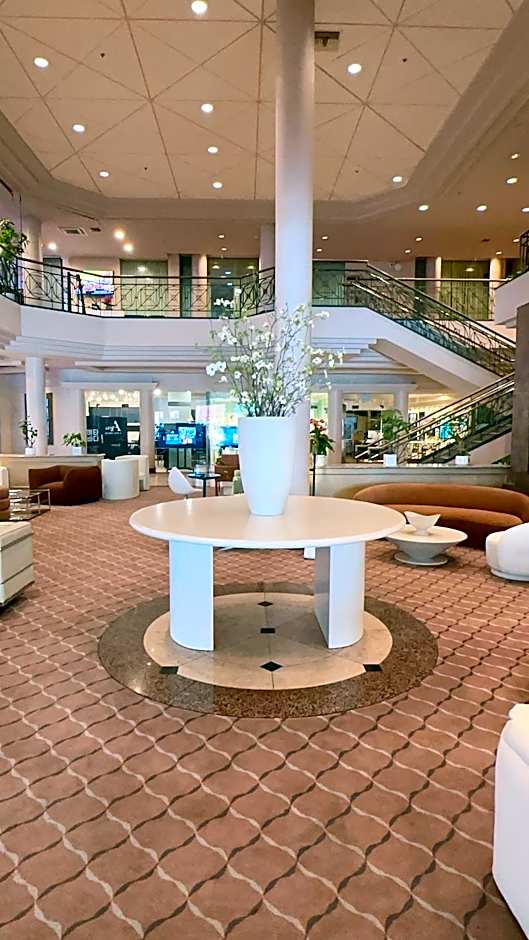 Oxford Palace Hotel