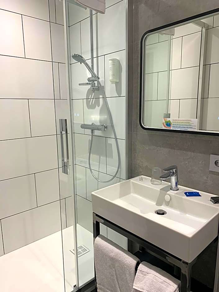 Brit Hotel Roanne - Le Grand Hôtel