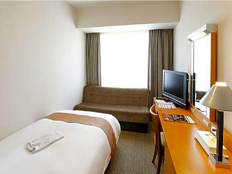 Standard Room - Non-Smoking