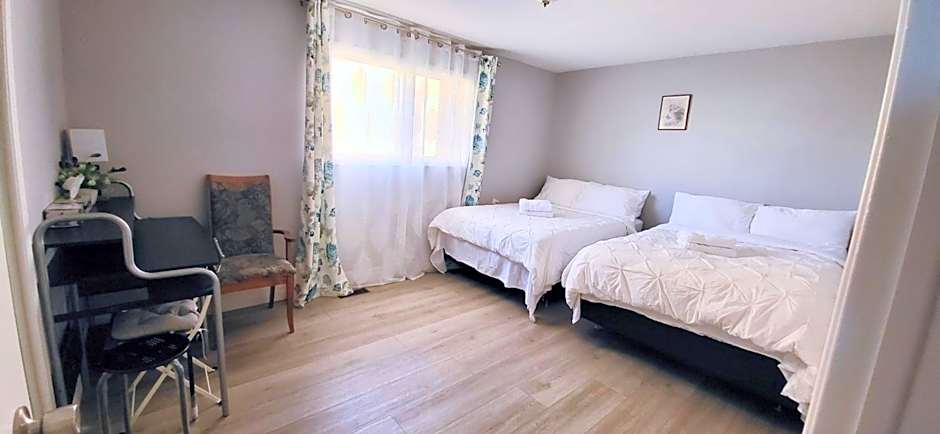 Cozy Home Close to Attractions in Niagara Falls