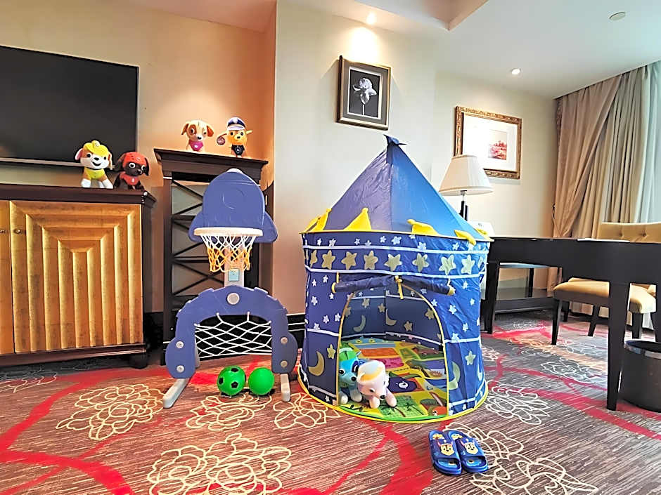 Royal Mediterranean Hotel
