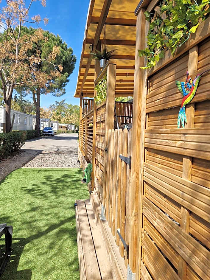 Camping La Carabasse Vias-Plage-T4 Climatisé,Tout confort, Emplacement calme !