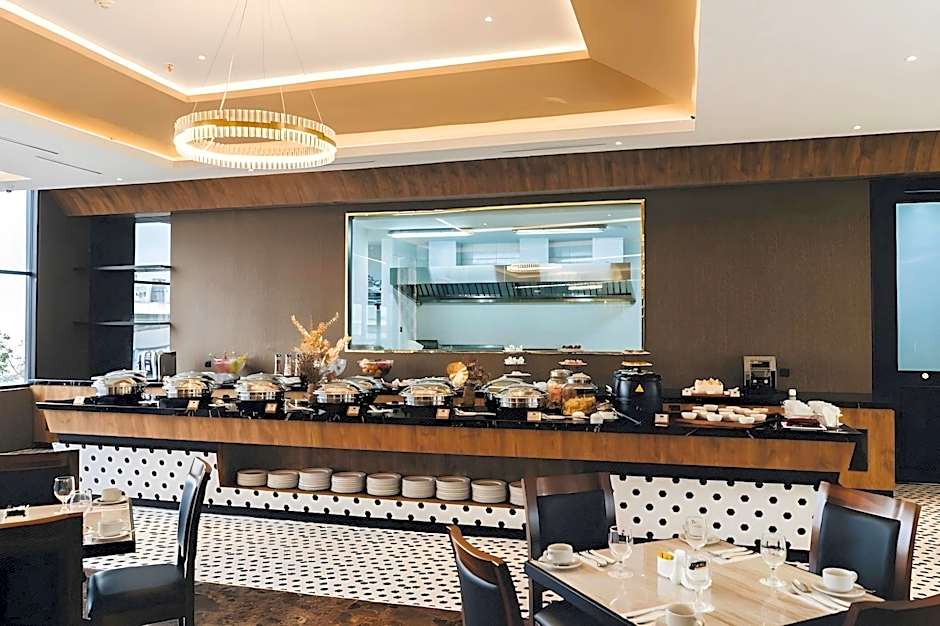 Grand Central Premier