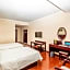 GreenTree Inn QinYang Middle HuaiFu Road Express Hotel