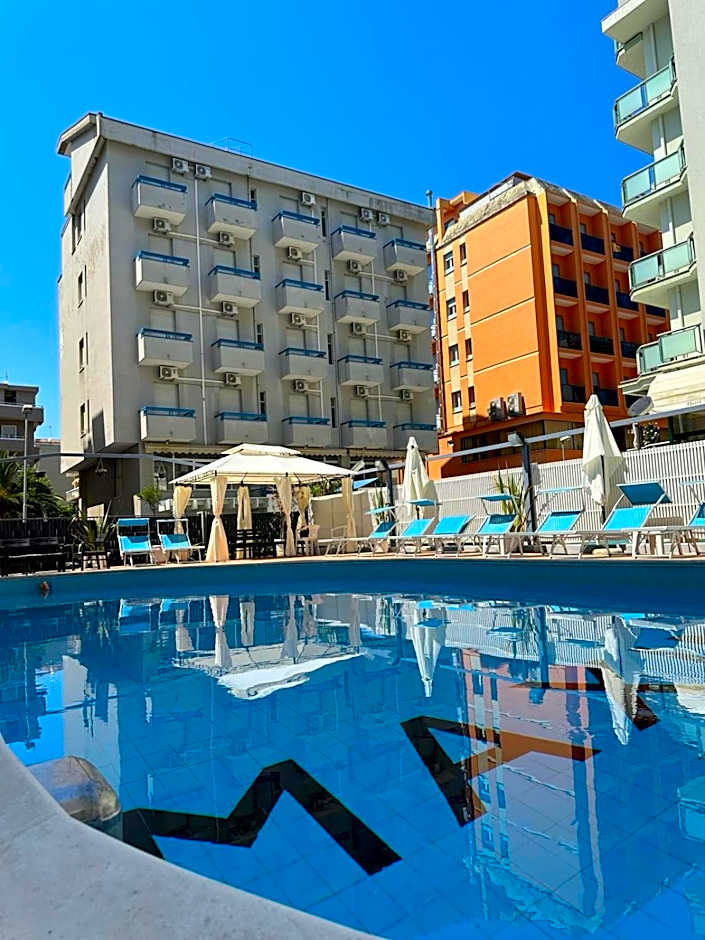 Hotel Marea con Piscina NUOVA GESTIONE