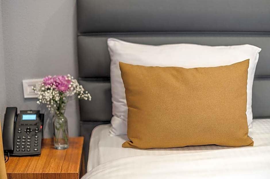 Burki Castle & Cellar