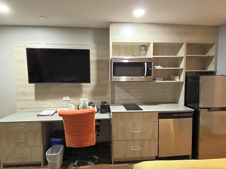 Ramada by Wyndham Medicine Hat