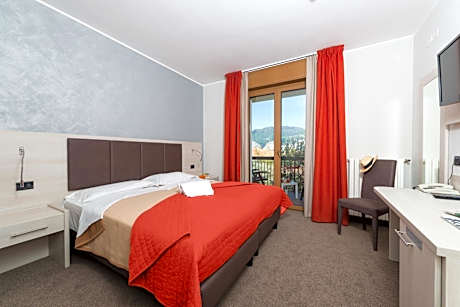 Double or Twin Room with Balcony