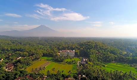 Plataran Heritage Borobudur Hotel