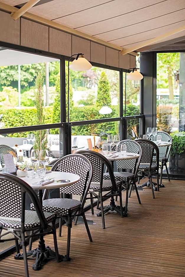 Le Boeuf Couronné - Hôtel & Restaurant Chartres- Logis Hotels