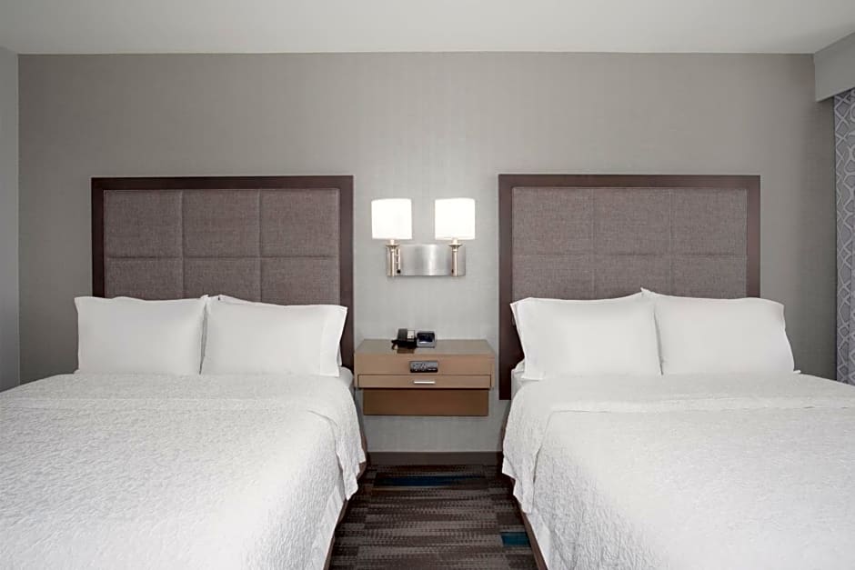 Hampton Inn Monterey