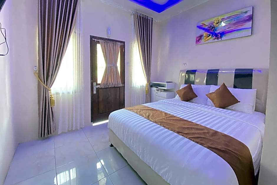 Homestay Banteng Adventure Dieng Mitra RedDoorz